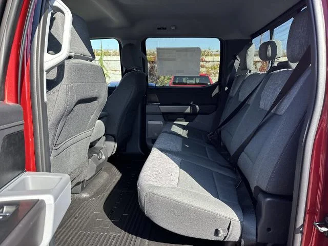 2026 Ford F-350 Super Duty XLT - Photo 32