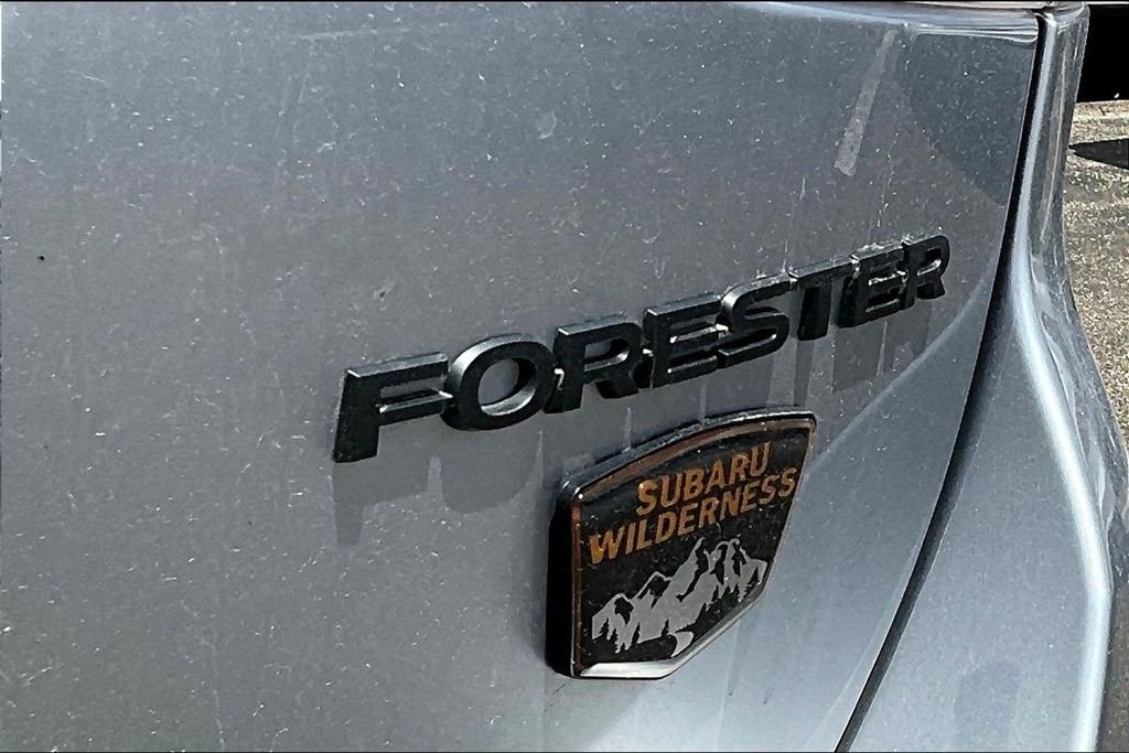 Certified Used 2025 Silver Subaru Wilderness image 19