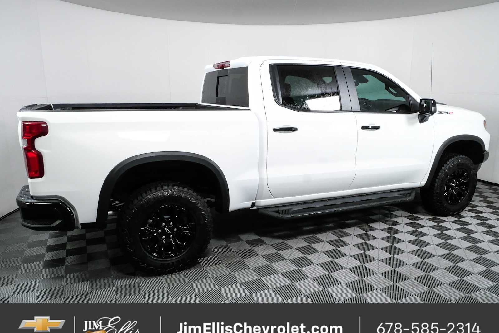 New 2026 Summit White Chevrolet ZR2 image 2