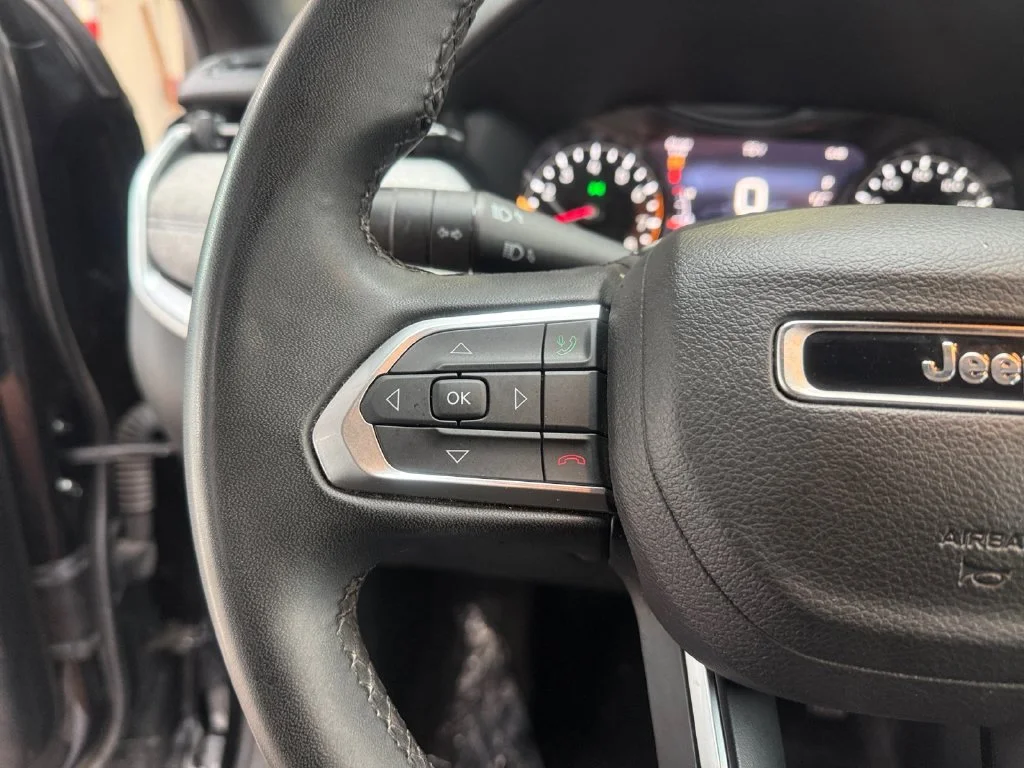 Used 2024 Black Jeep Latitude image 24