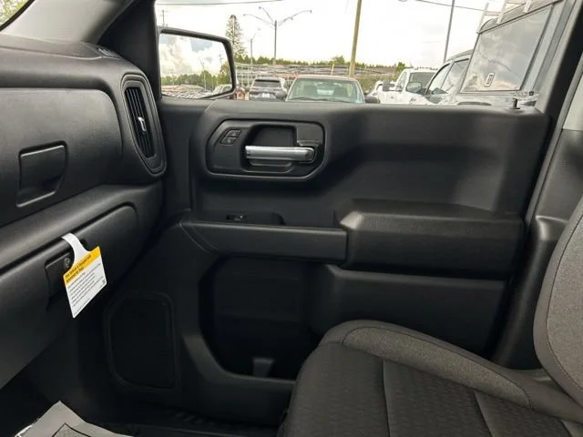 New 2026 Summit White Chevrolet Custom image 37