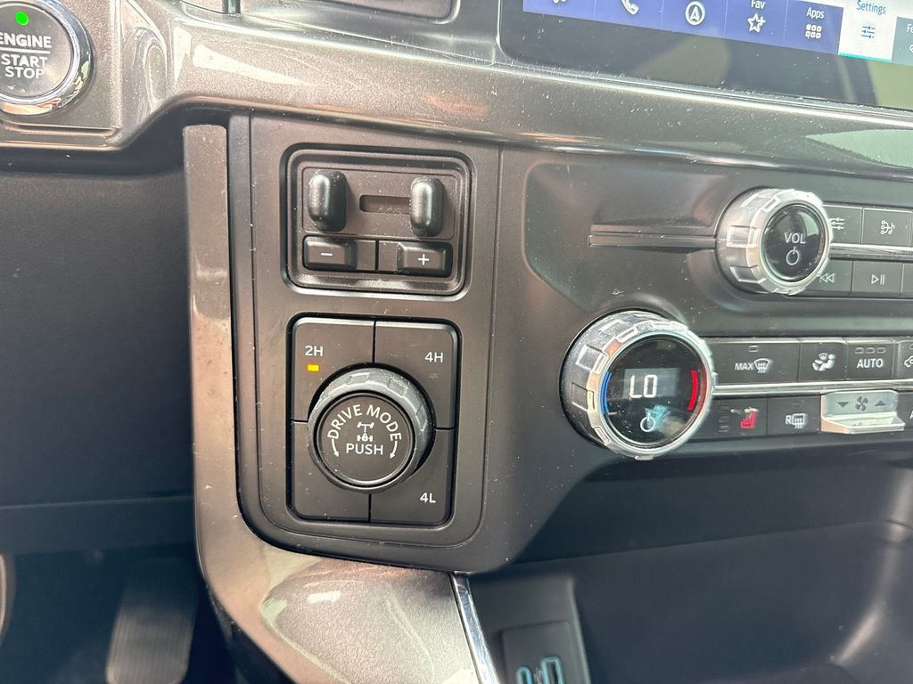 Used 2021 White Ford XLT image 17