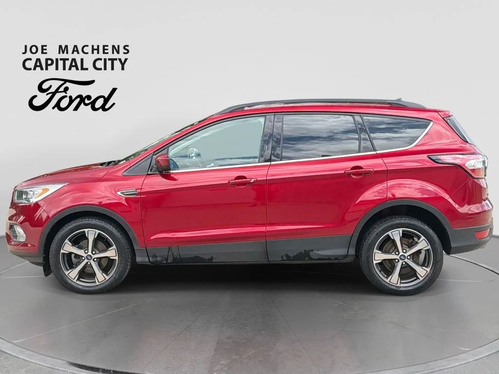 Used 2018 Red Ford SEL image 8