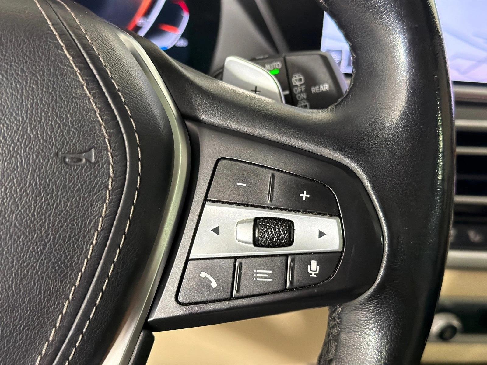 Used 2021 Jet Black BMW sDrive40i image 28
