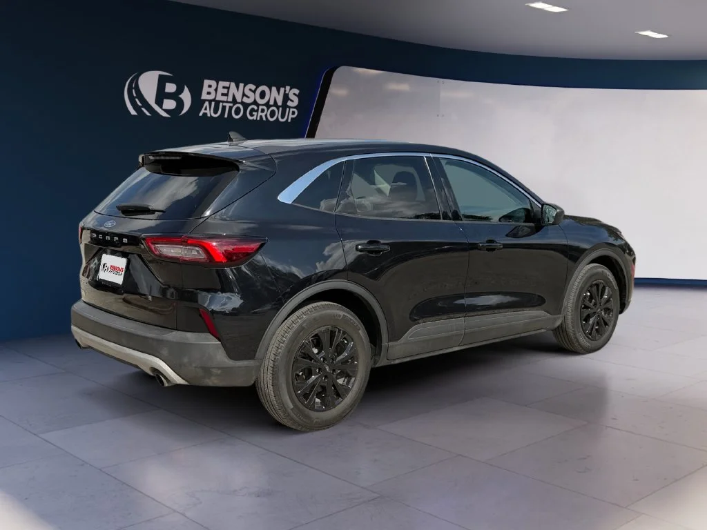 Used 2024 Black Ford Active image 5
