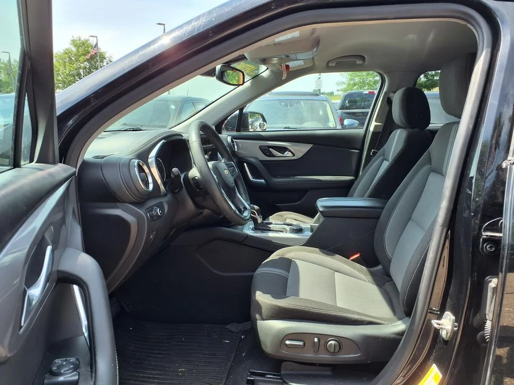 Used 2024 Black Chevrolet LT image 19