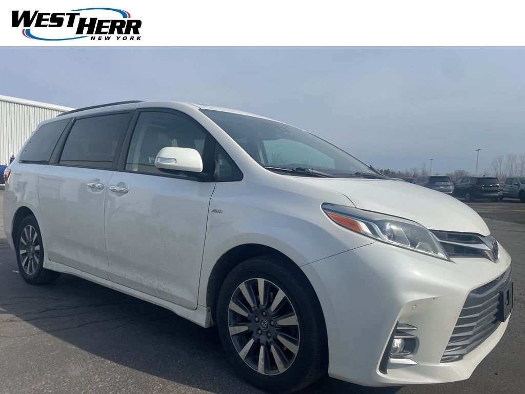 2018 Toyota Sienna XLE