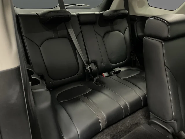 Used 2023 Crystal Black Pearl Honda Touring image 31