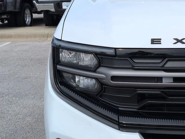 New 2026 Oxford White Ford Tremor® image 10