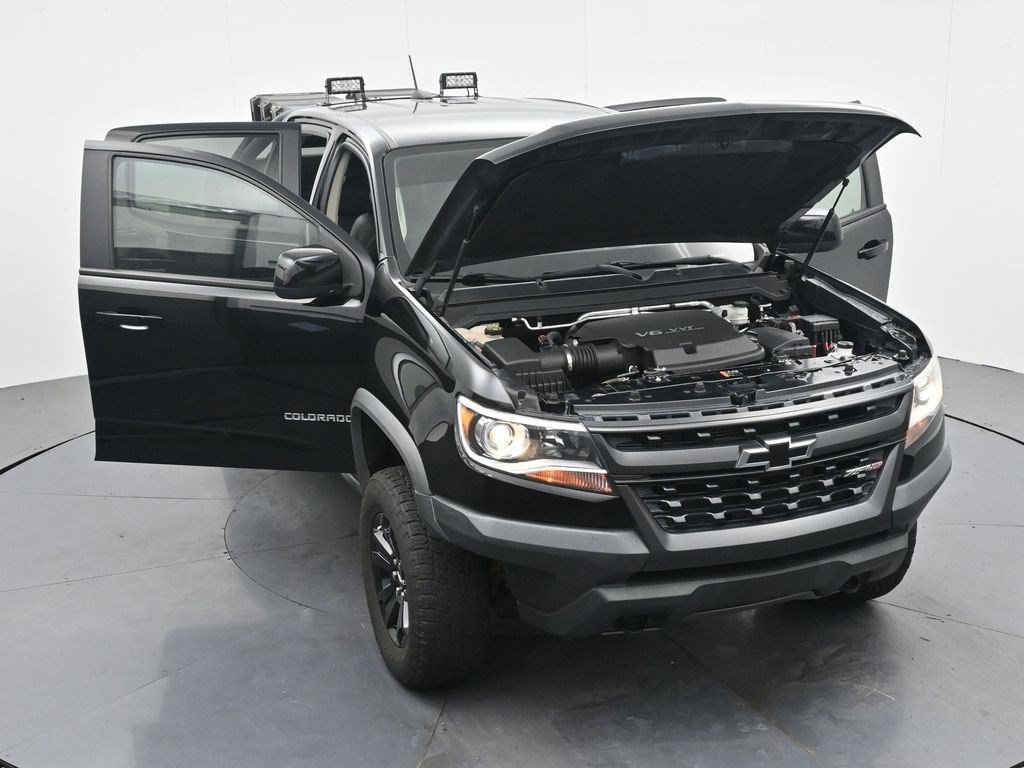 Used 2019 Black Chevrolet 4WD ZR2 image 32