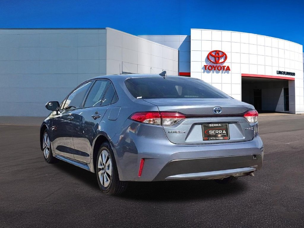 Used 2022 Blue Toyota LE image 13