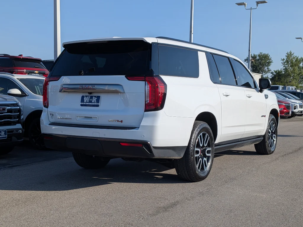 Used 2021 Summit White GMC AT4 image 3
