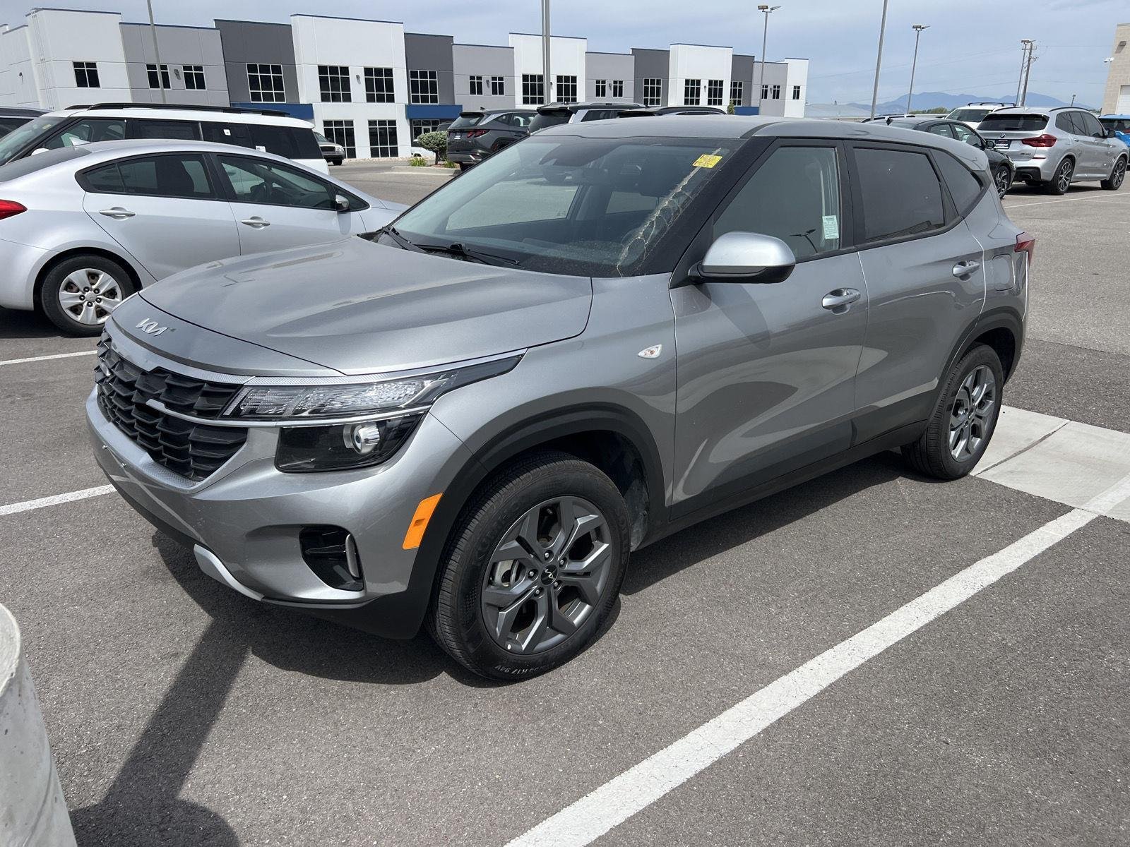 2026 Kia Seltos 2.0 LX AWD's photo