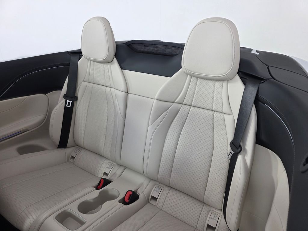 New 2027 Polar White Mercedes-Benz CLE 300 image 10