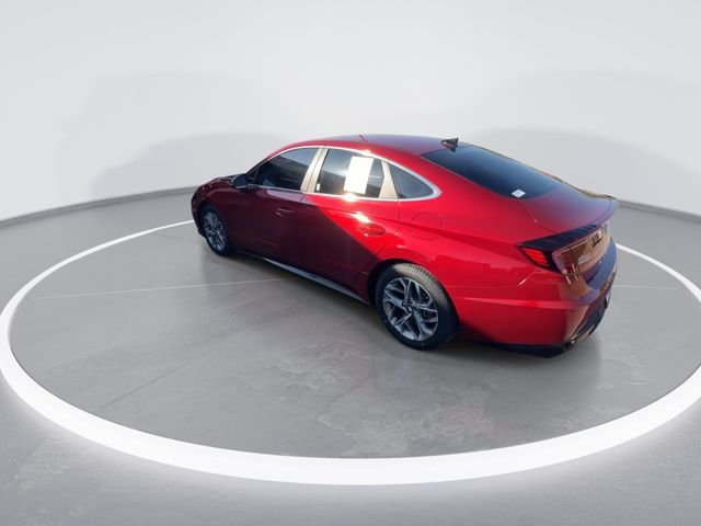Used 2023 Red Hyundai SEL image 6