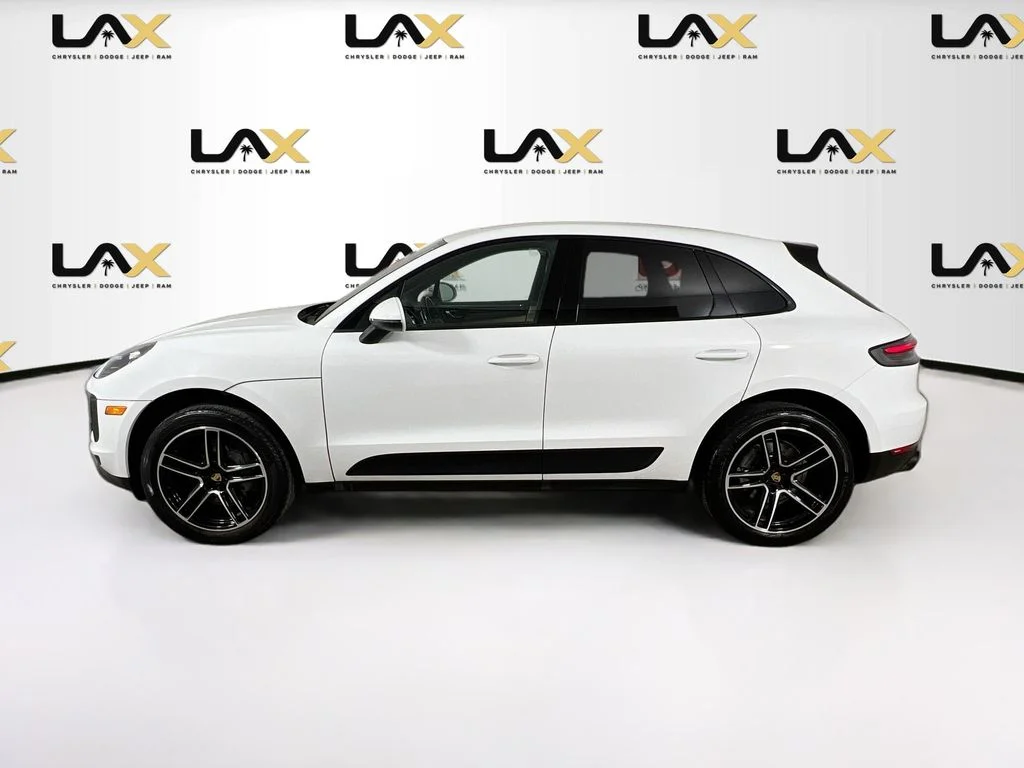 Used 2020  Porsche S image 4