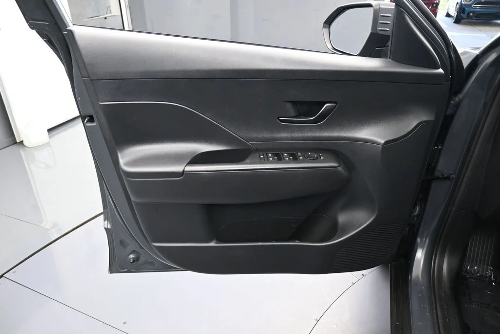Used 2024 Ecotronic Gray Pearl Hyundai SE image 13