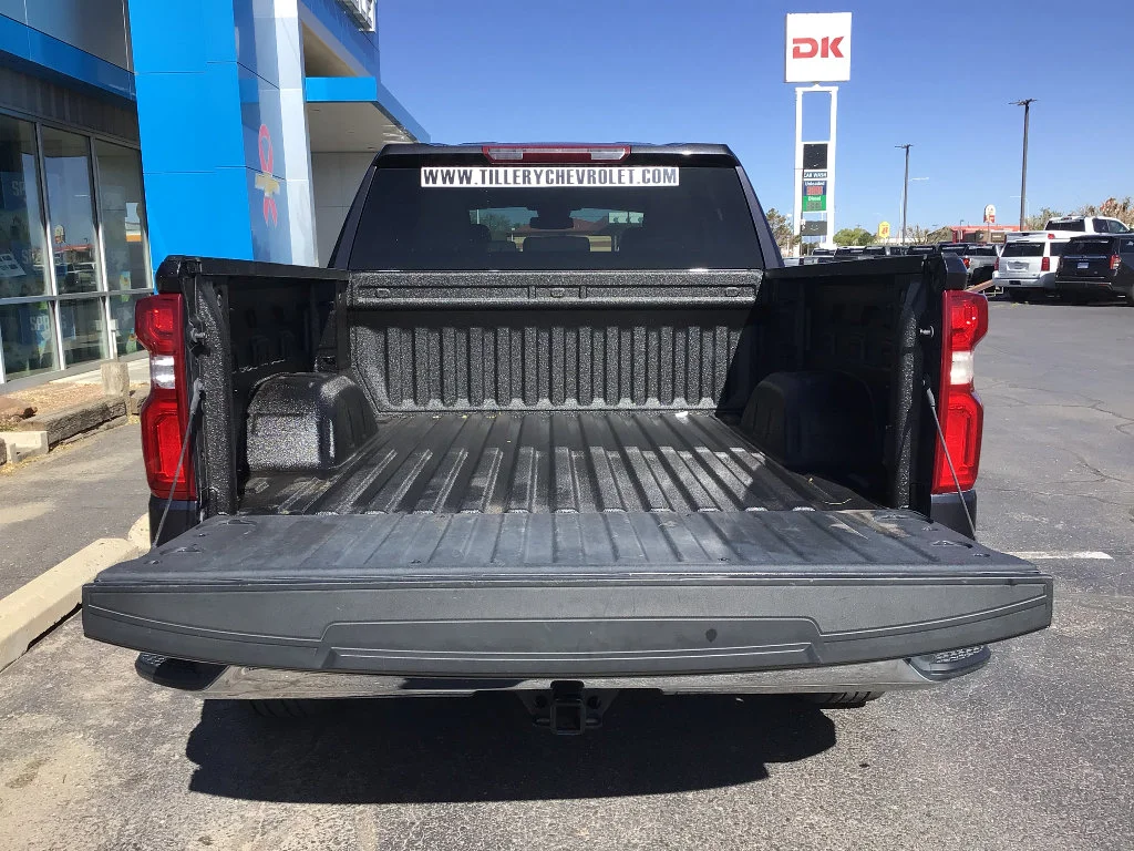 2023 Chevrolet Silverado 1500 LTZ - Photo 6