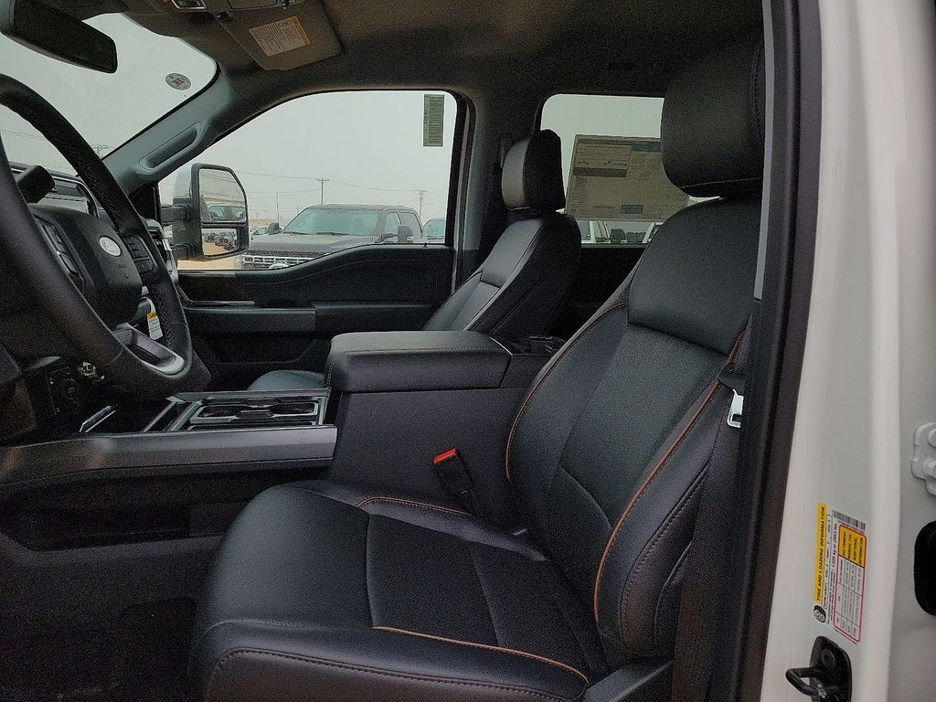 New 2026 Star White Metallic Tri-Coat Ford F-250® Lariat® image 19