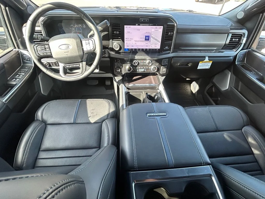 2026 Ford F-250 Super Duty Platinum - Photo 12