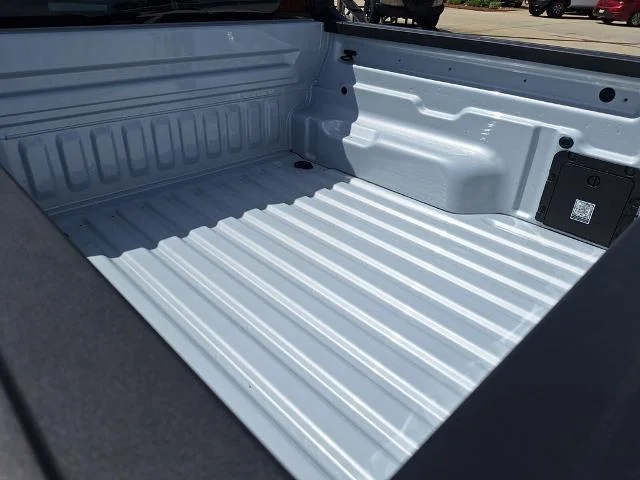 New 2026 Space White Metallic Ford XLT image 48