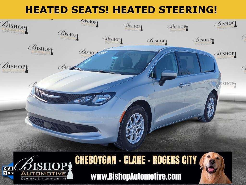 Pre-Owned 2023 Chrysler Voyager LX