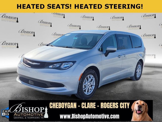 Pre-Owned 2023 Chrysler Voyager LX