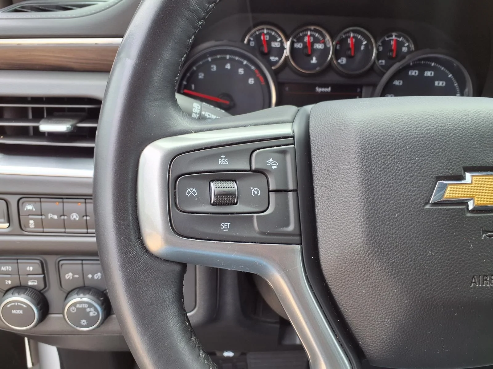 Used 2023 White Chevrolet LS image 21