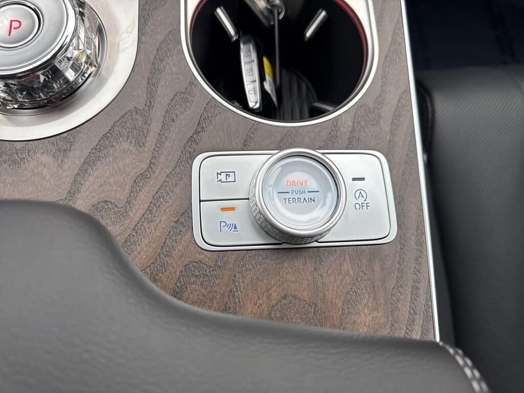 New 2026 Silver Genesis 2.5T PRESTIGE image 32