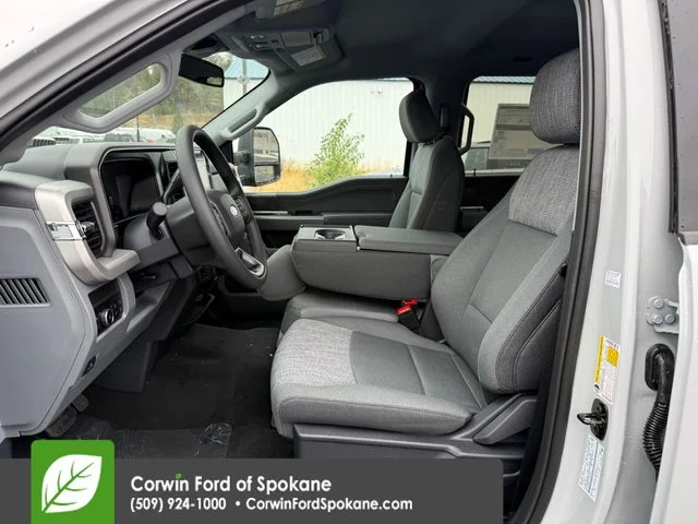 New 2026 Avalanche Ford XLT image 2