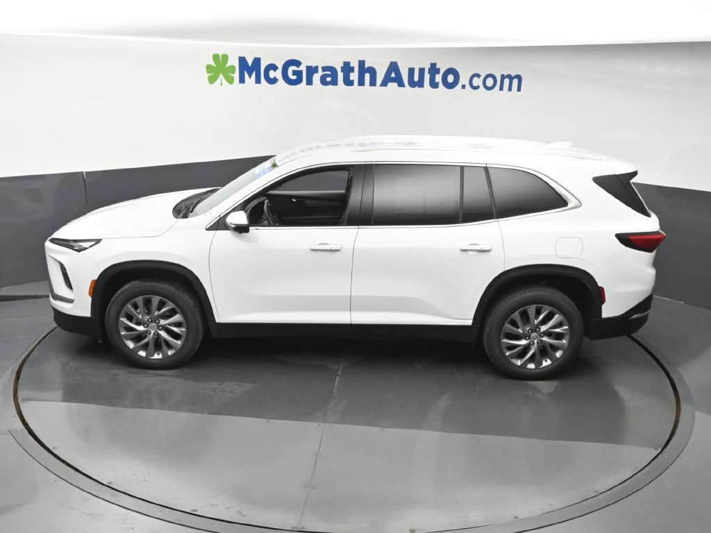 Used 2026 White Buick Preferred image 25