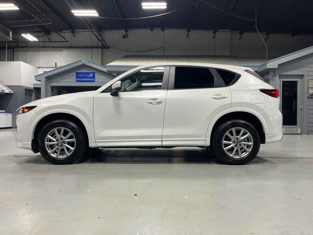 Used 2025 White Metallic Mazda 2.5 S Preferred Package image 4