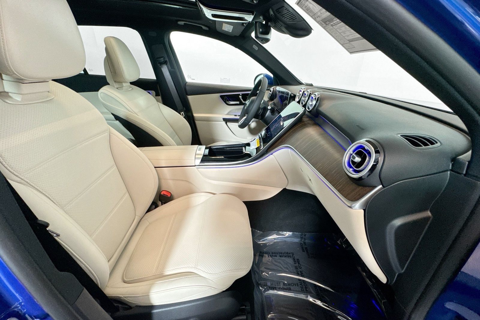 New 2026 Starling Blue Metallic Mercedes-Benz GLC 300 image 26
