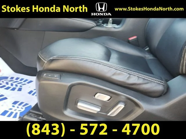 Used 2020 White Mazda Grand Touring image 3