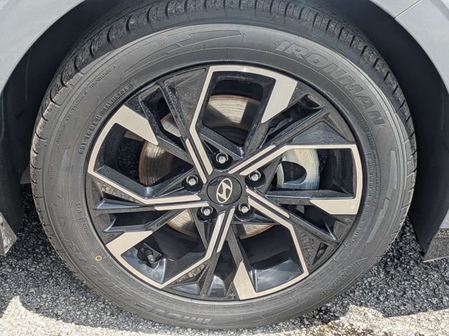 Used 2025 Blue Hyundai SEL image 11