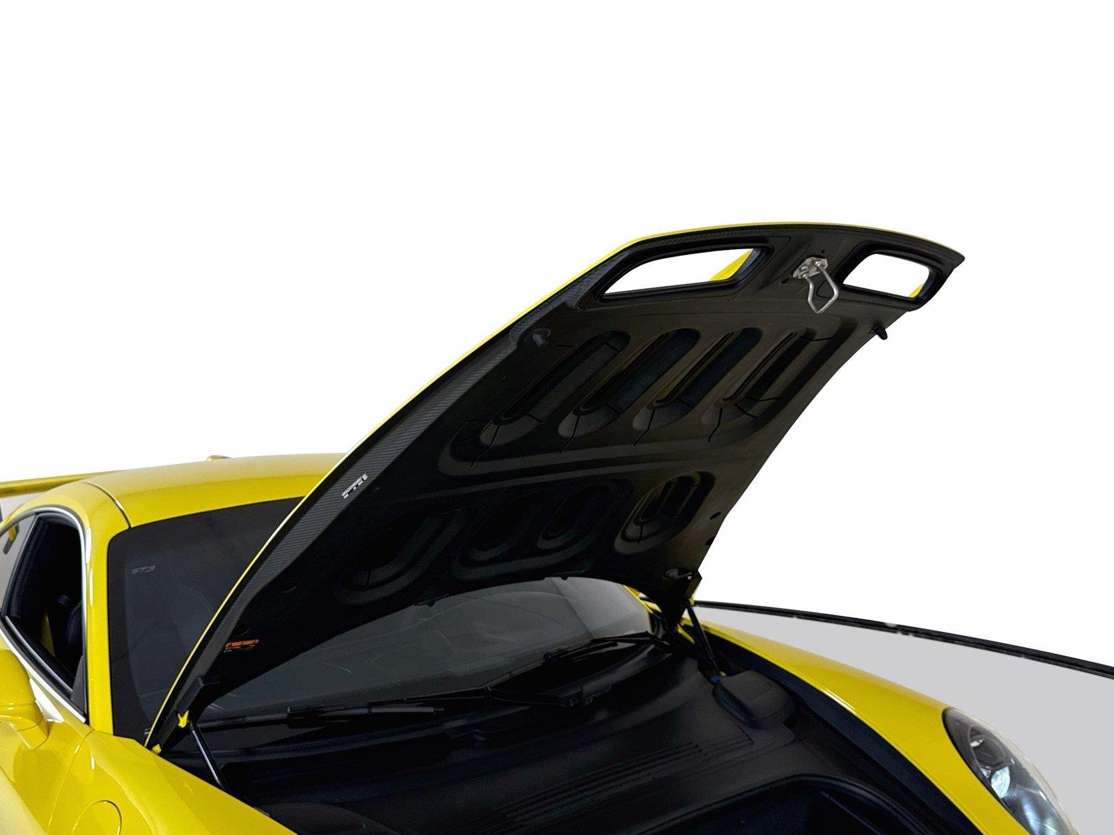 Used 2022 Racing Yellow Porsche GT3 | PCCB | PDLS+ | Matte Carbon Trim | Exclusive Design Taillights image 30