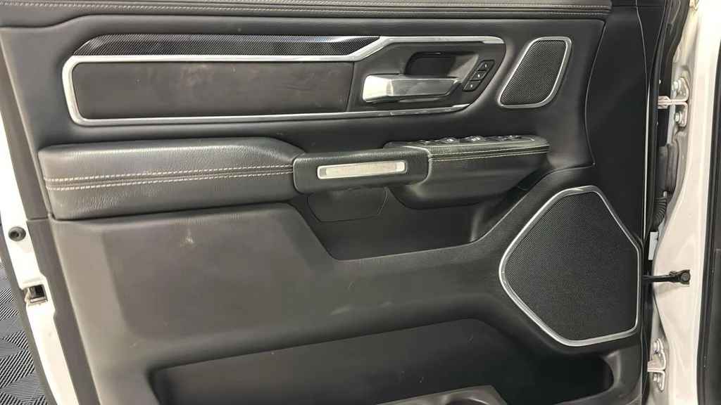 Used 2022 White Ram Laramie image 17