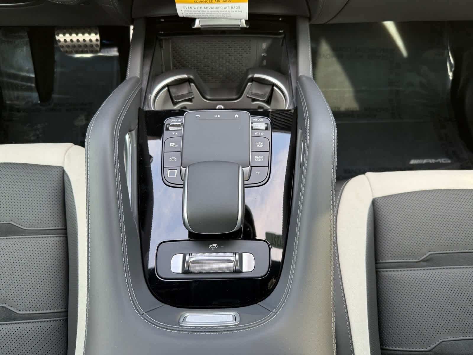 New 2026 MANUFAKTUR Alpine Grey Mercedes-Benz AMG® GLE 63 S image 15