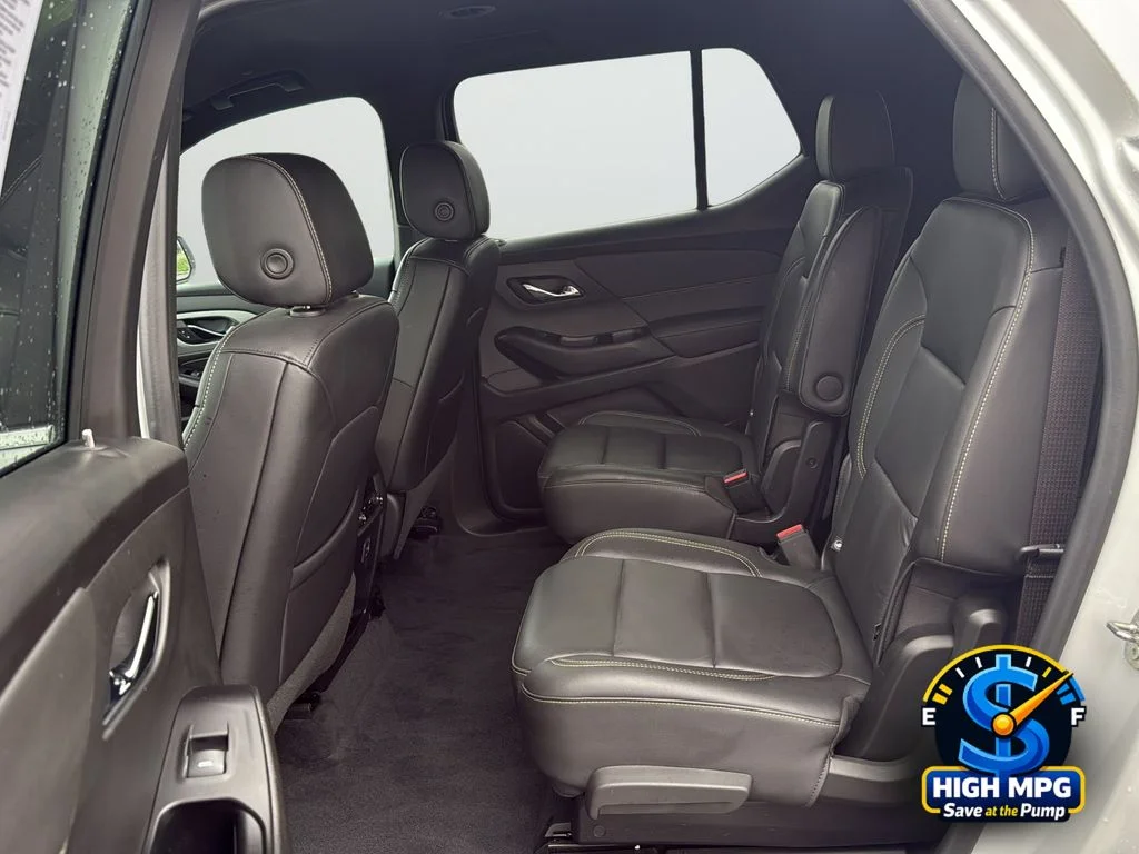 Used 2022 White Chevrolet LT Leather image 15