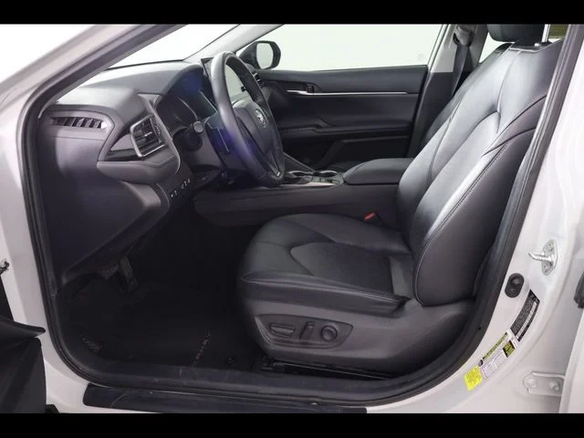 Used 2022 White Toyota XSE image 11