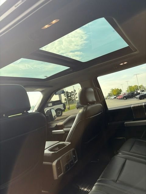 Used 2018 Gray Ford Lariat image 18
