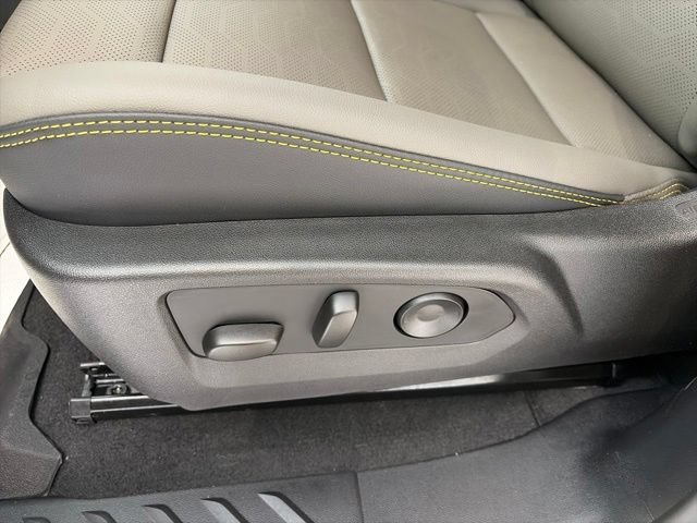 2026 Chevrolet Colorado ZR2 - Photo 11