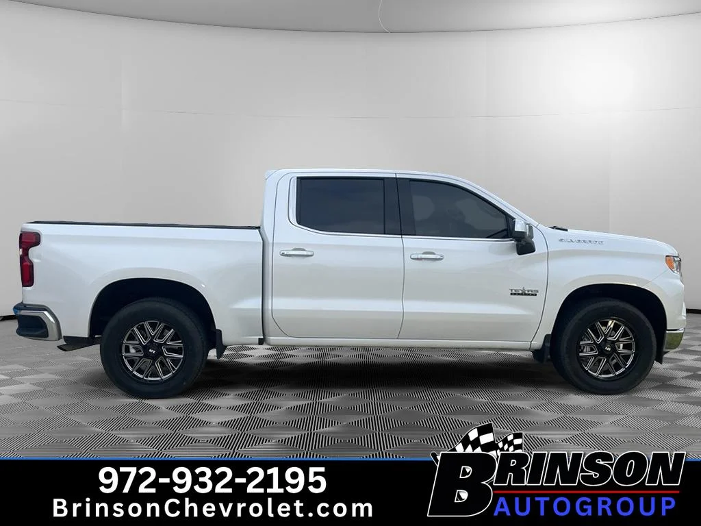 Used 2024 Iridescent Pearl Tricoat Chevrolet LTZ image 6