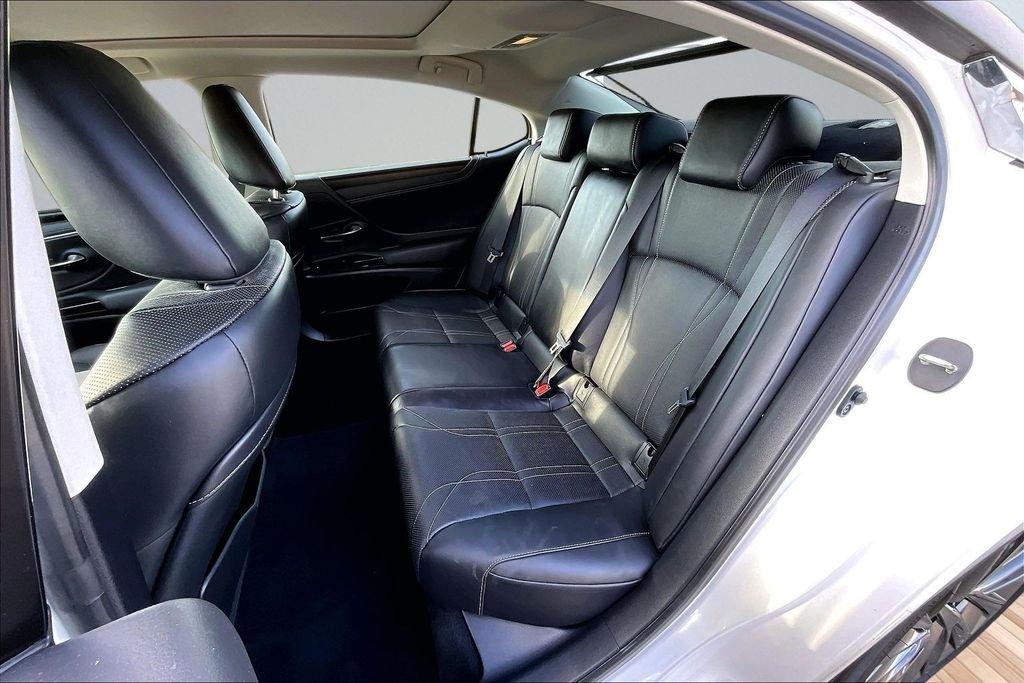 Used 2024 White Lexus 350 Luxury image 24