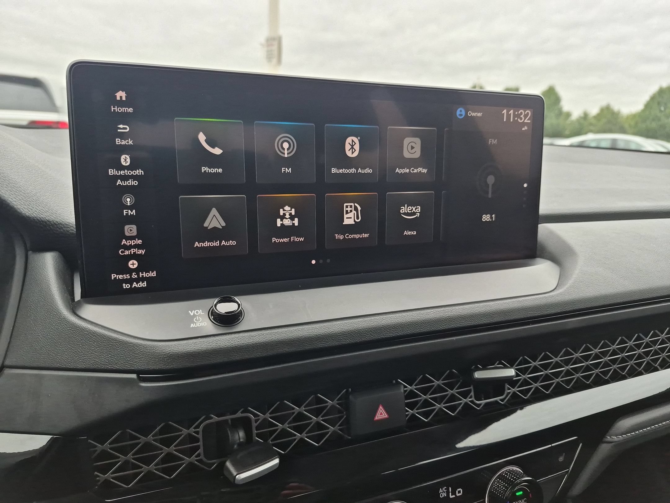 2025 Honda Accord Hybrid EX-L - Photo 17