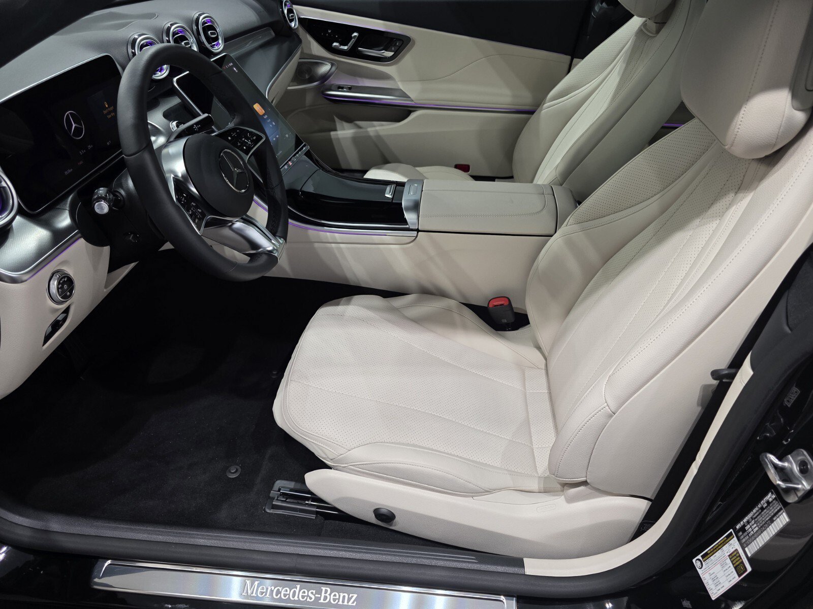 Used 2024 Black Mercedes-Benz 300 4MATIC® Coupe image 6