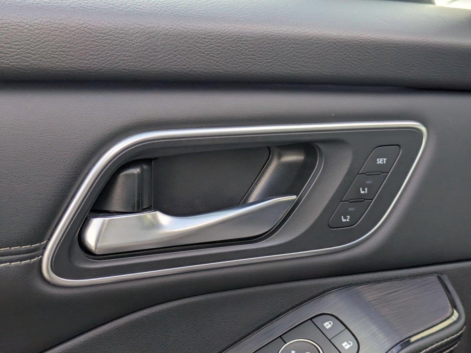 Used 2024 Boulder Gray Pearl Nissan Platinum image 12