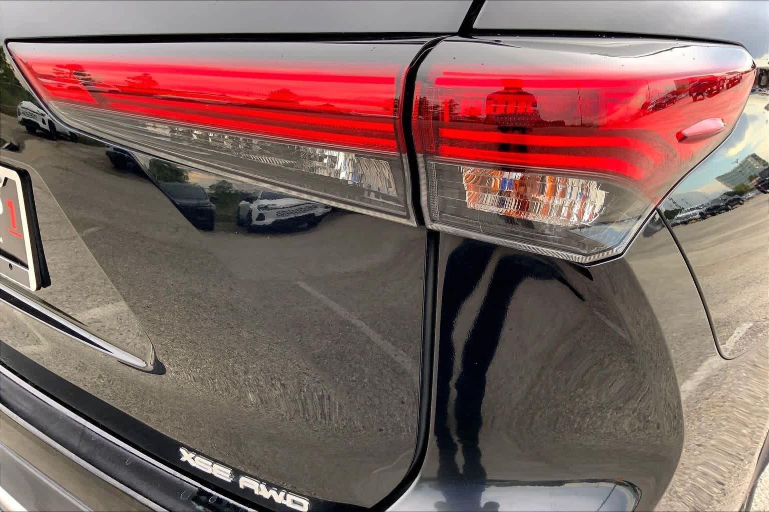 Used 2021 Midnight Black Metallic Toyota XSE image 30