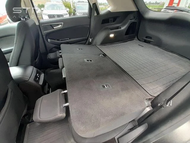 Used 2018 Magnetic Ford SEL image 44
