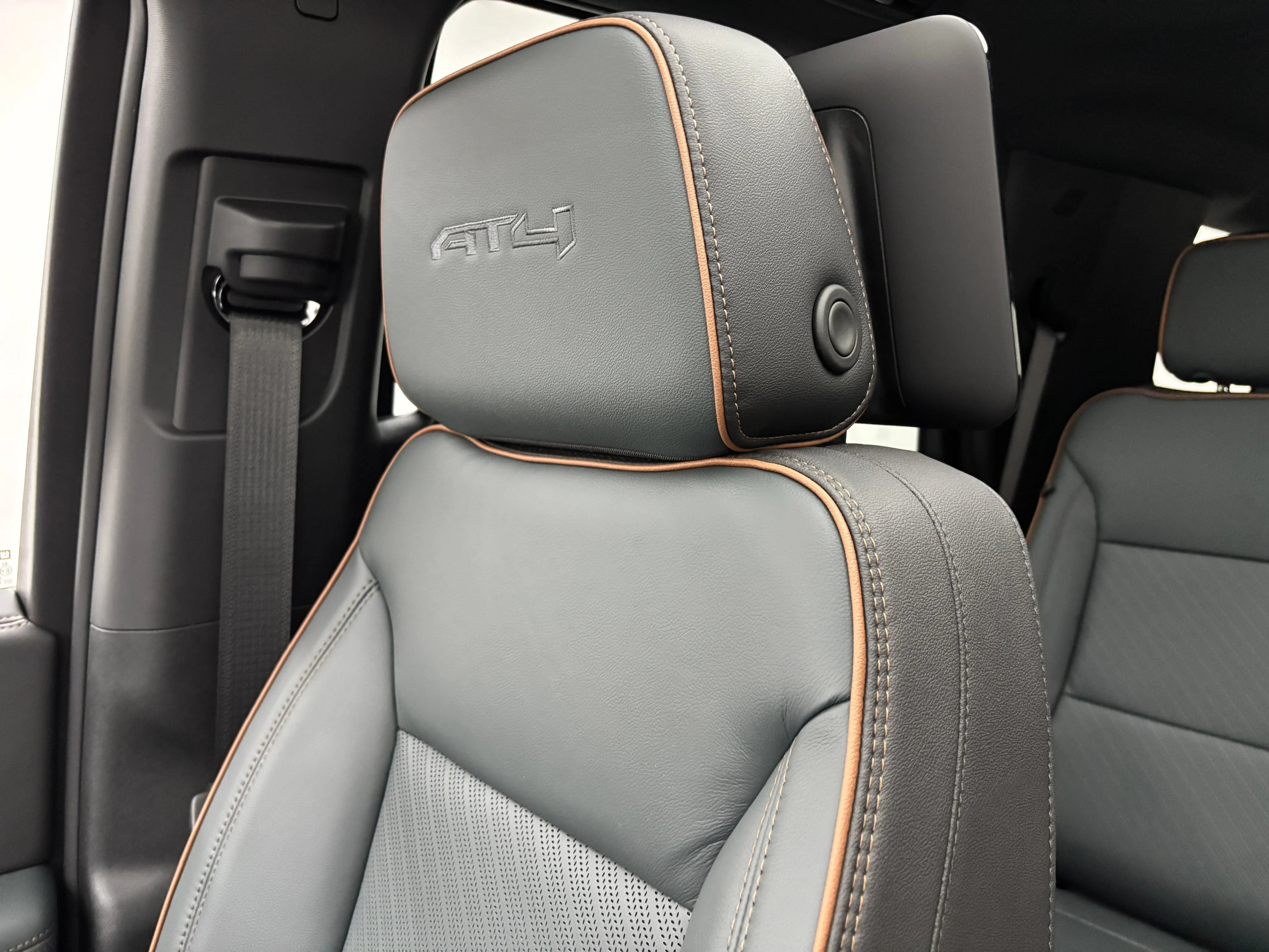 2026 GMC Yukon AT4 - Photo 50